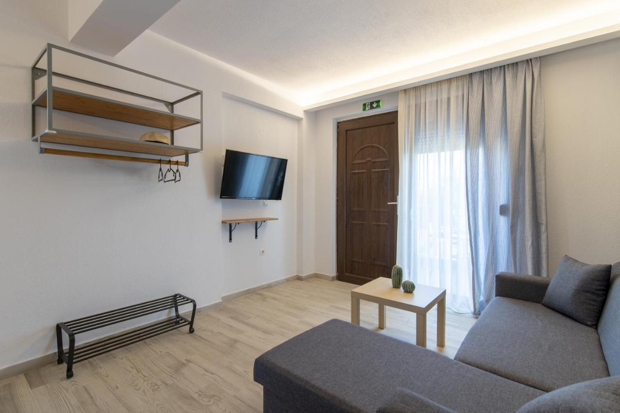 Varka Rooms Nikiti  Exterior photo